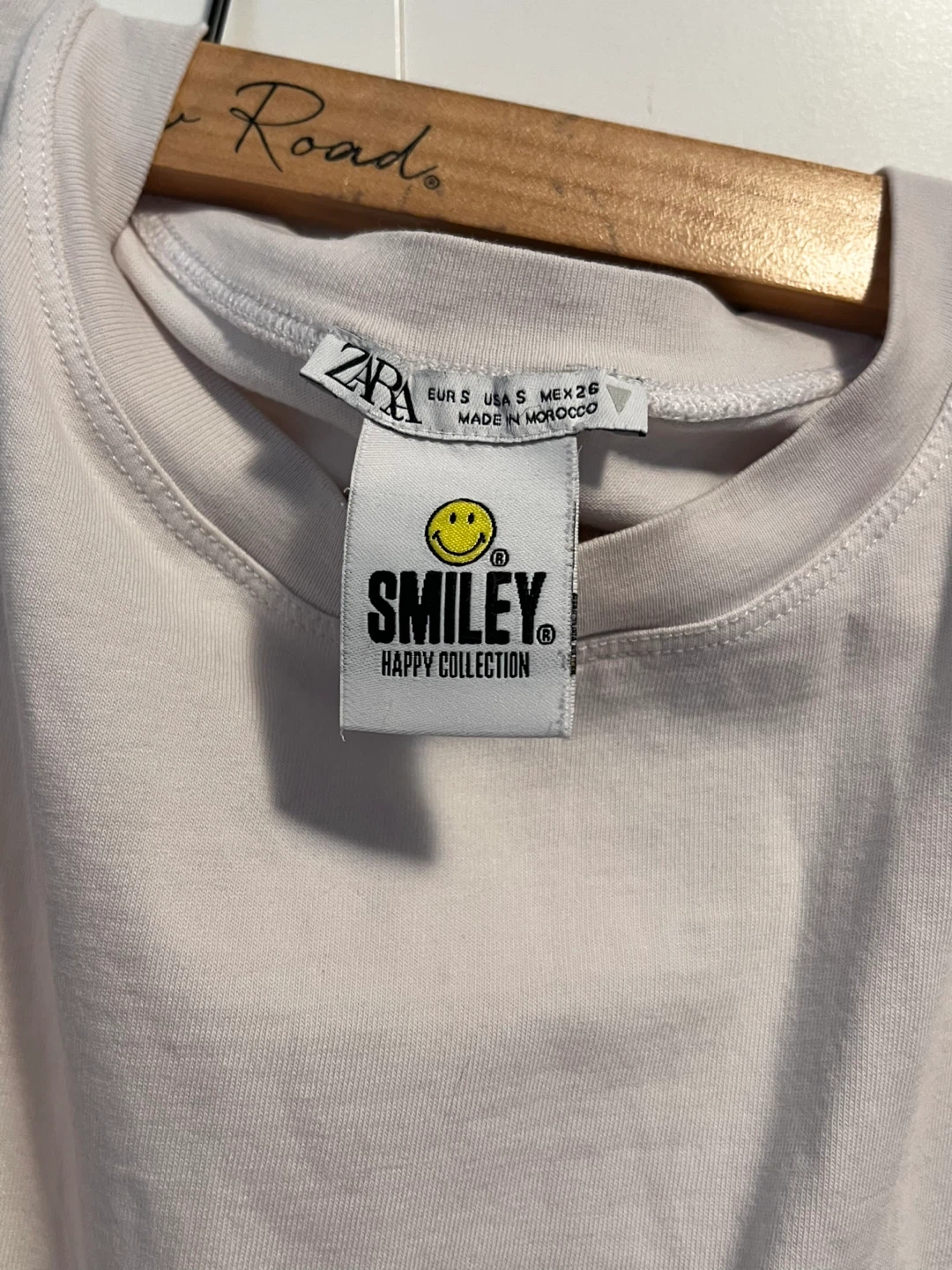 ZARA Smiley "NY" Cold Shoulder T-Shirt - photo 3