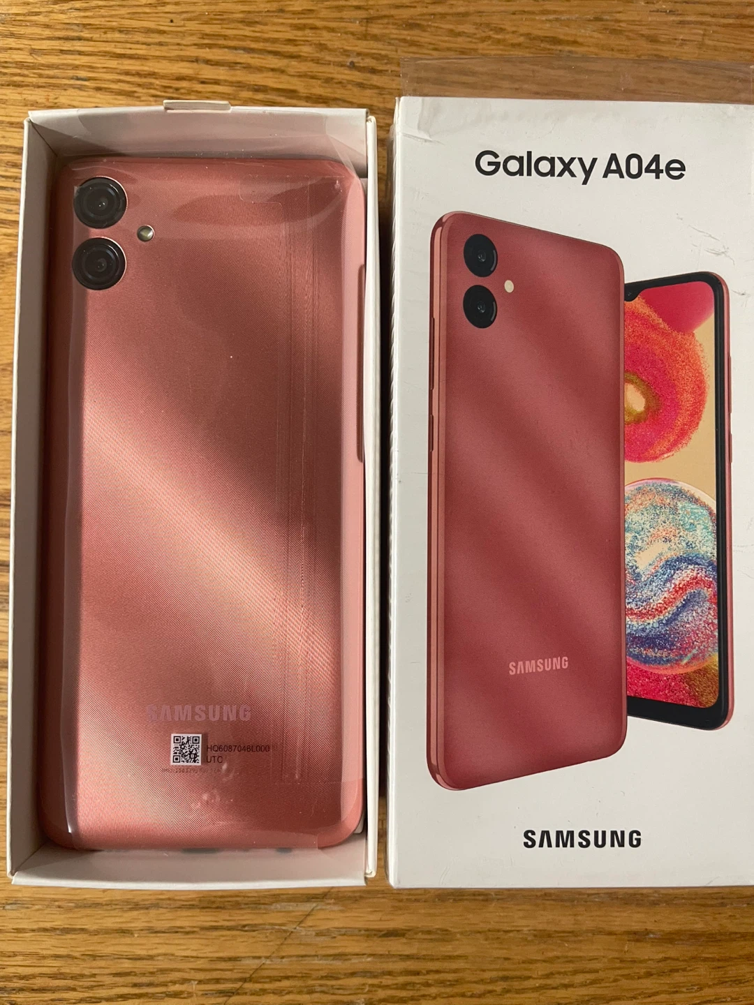 Samsung Galaxy A04e (32GB)Copper Dual SIM Brand New (Open Box)