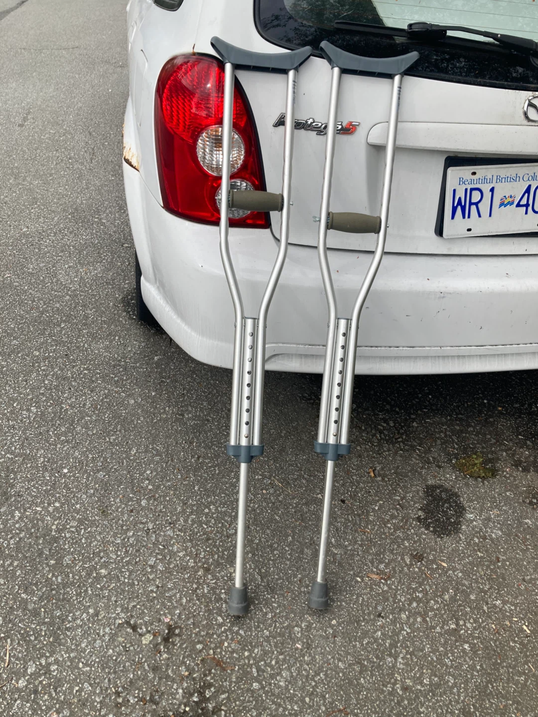 Aluminum Crutches (Pair)
