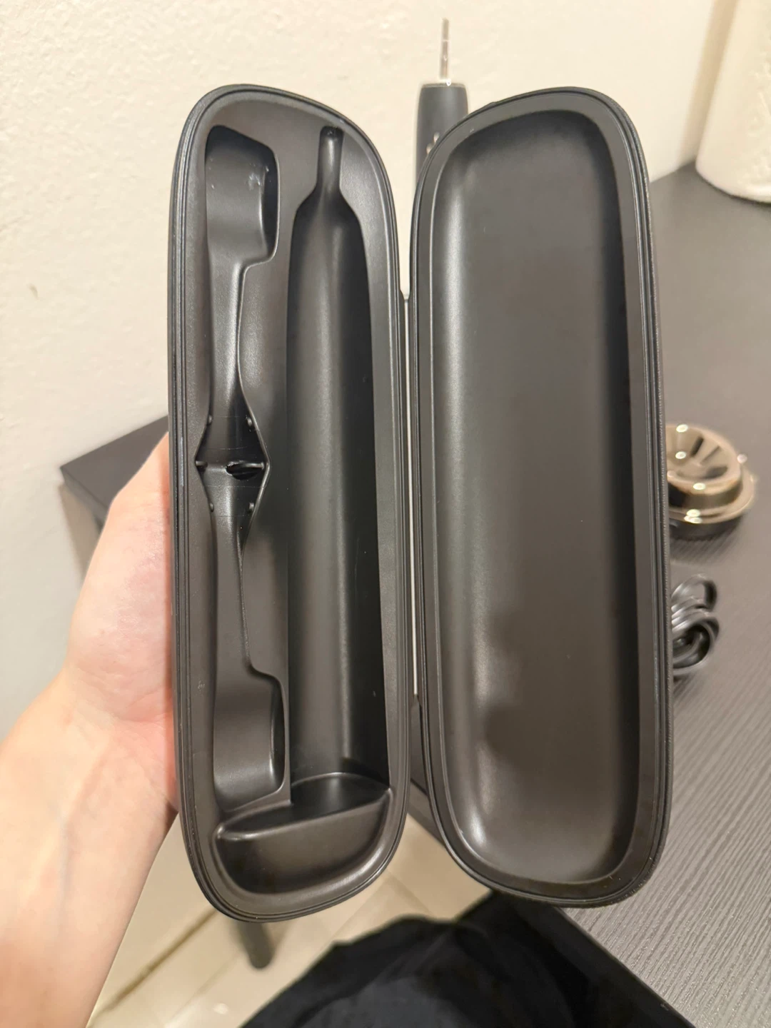 Philips Sonicare Electric Toothbrush with Travel Case - photo 3