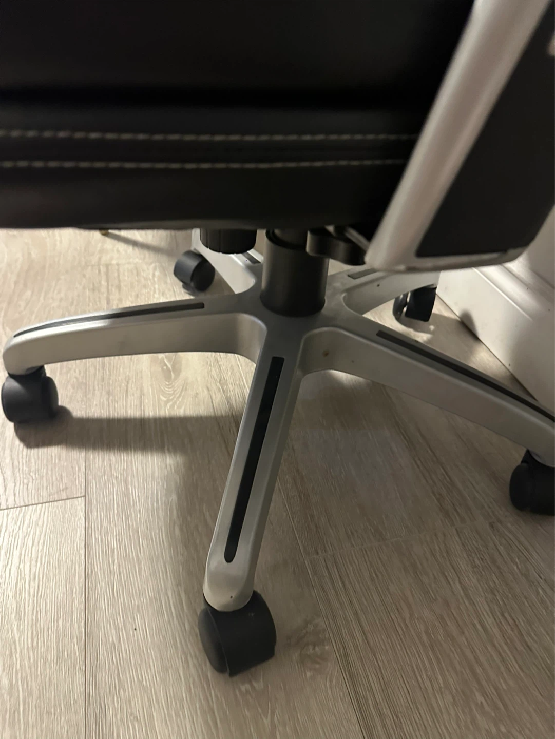 Black Faux Leather Office Chair - photo 2
