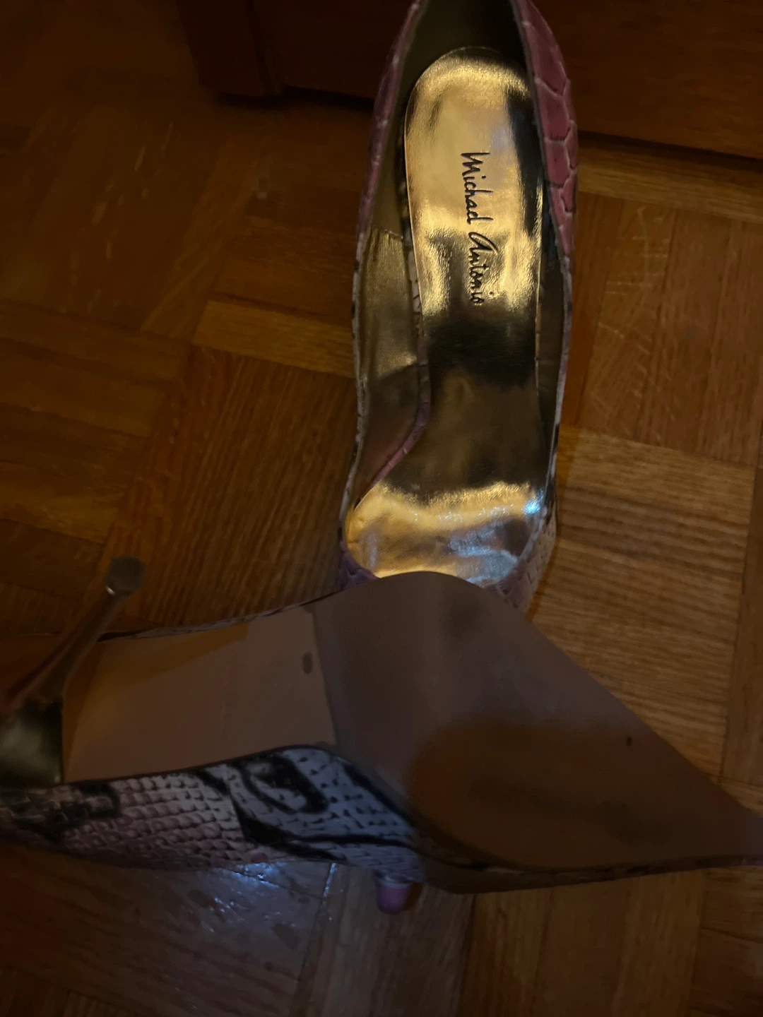 Beautiful Michael Antonio Women's Pink Snakeskin Heels - photo 4