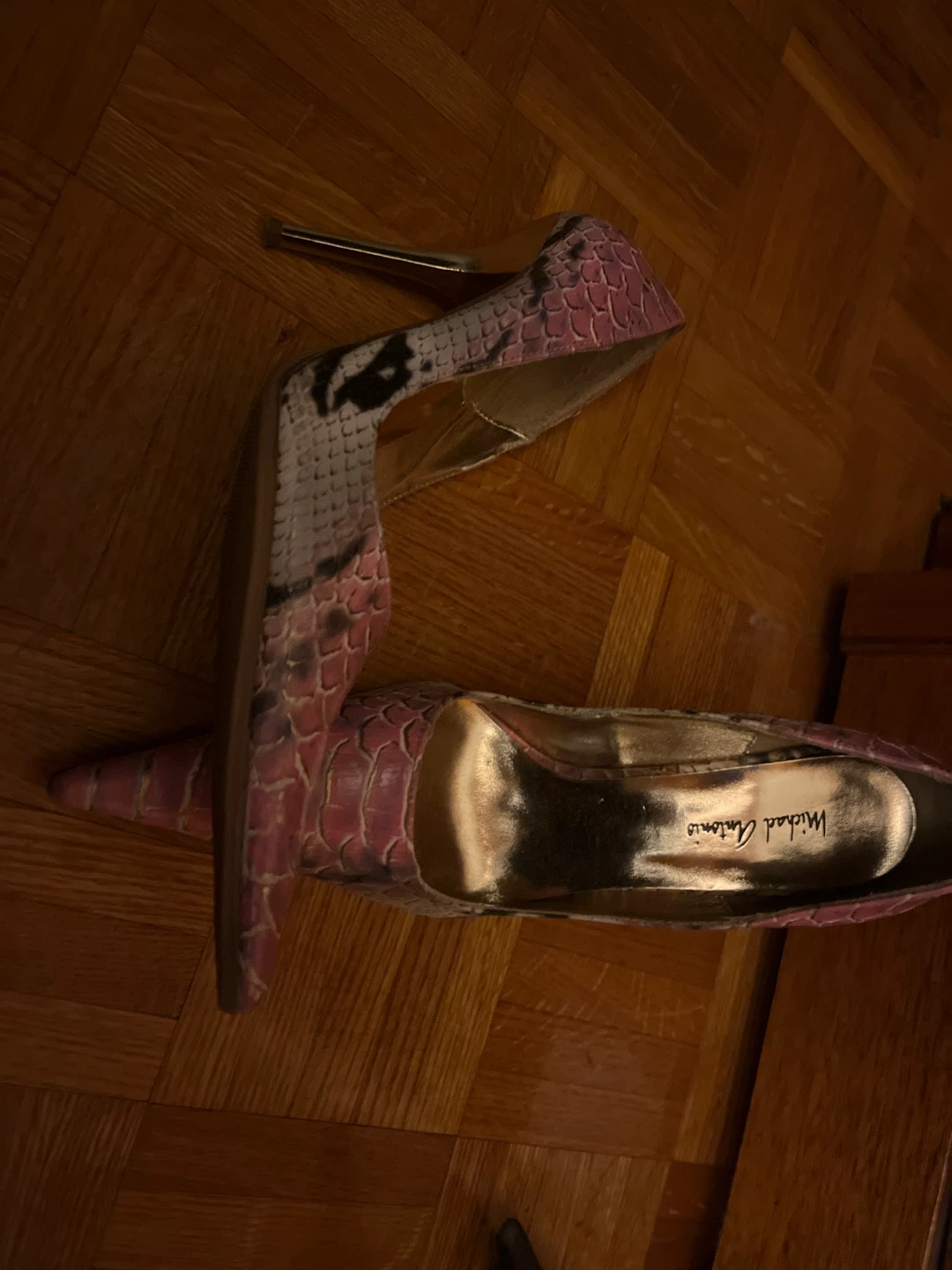 Beautiful Michael Antonio Women's Pink Snakeskin Heels - photo 3
