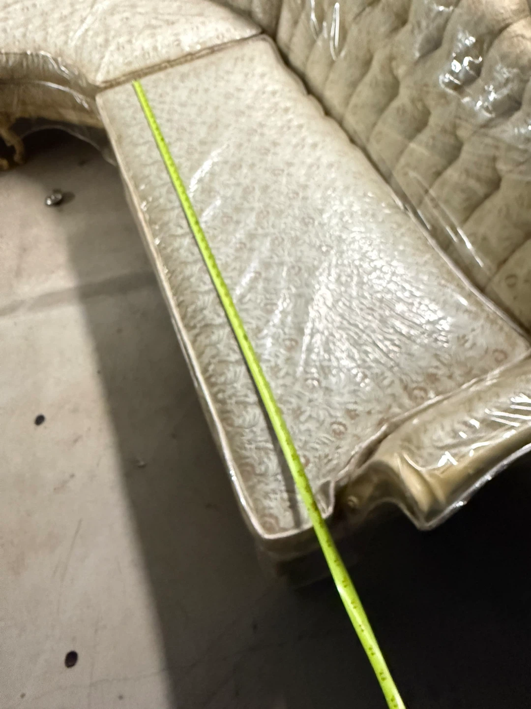 Curved Tufted Sofa with Wood Trim - photo 4