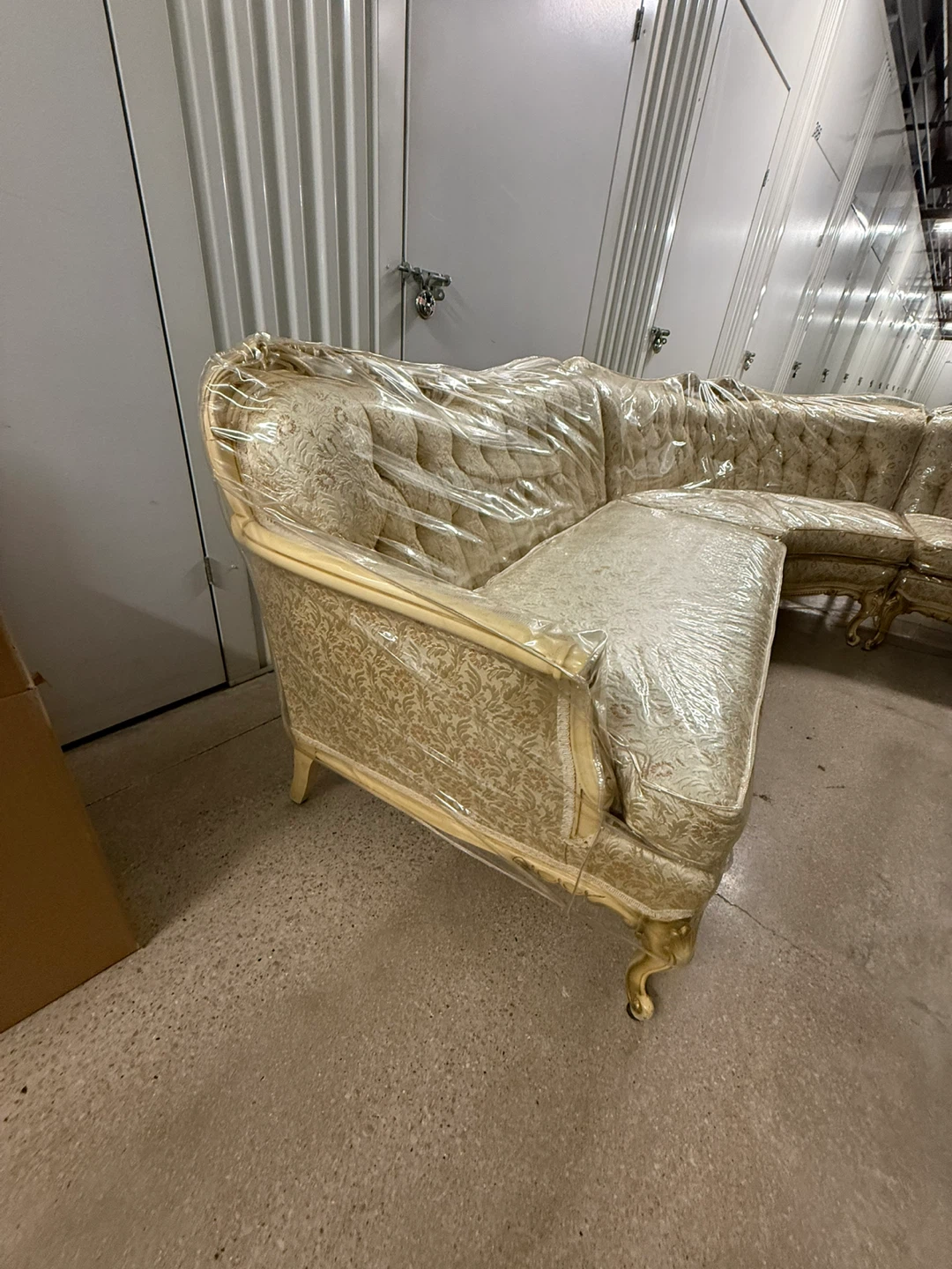 Curved Tufted Sofa with Wood Trim - photo 2