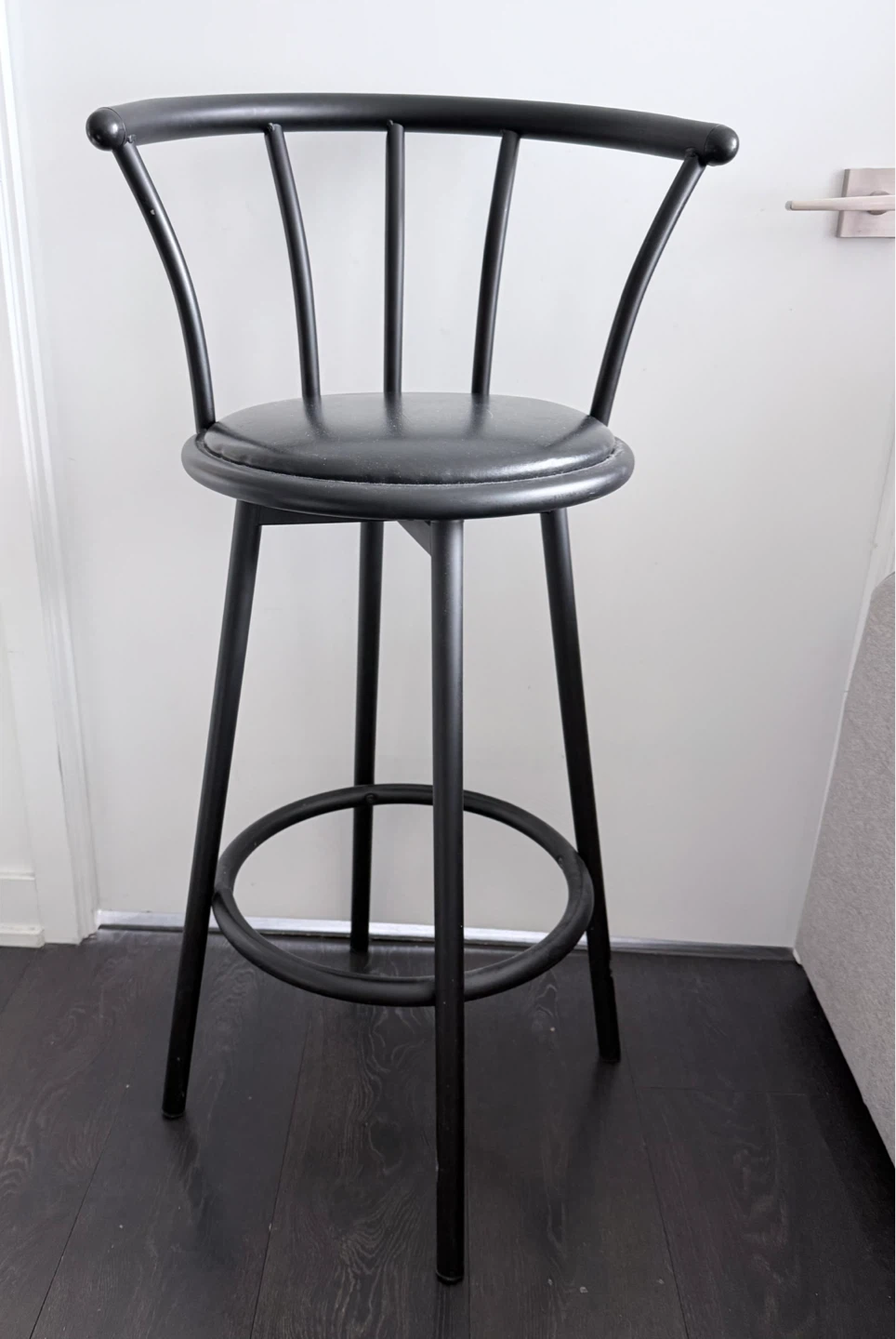 Swivel Bar Stool
