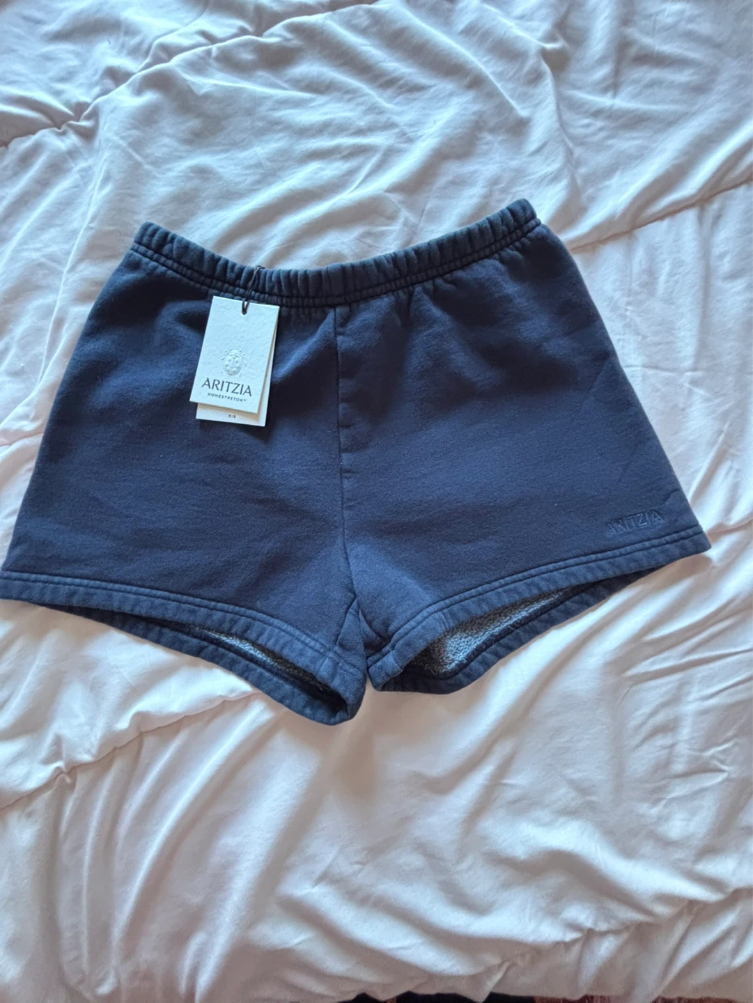 Aritzia Sweatfleece Shorts XS