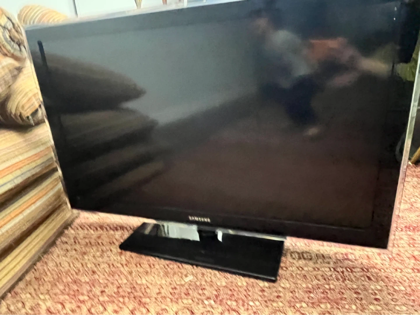 Samsung 40-inch LED TV - photo 4