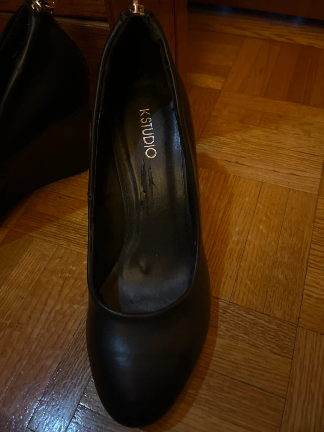 K STUDIO Black Faux Leather Wedge Heels - photo 2