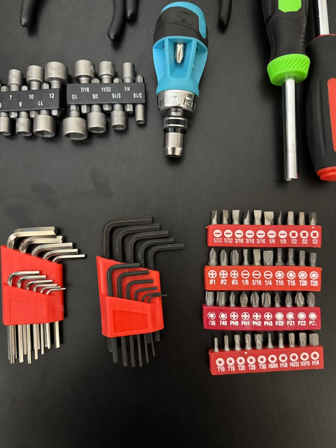 Tool Lot Pliers Sockets Hex Keys Screwdriver Bits - photo 3