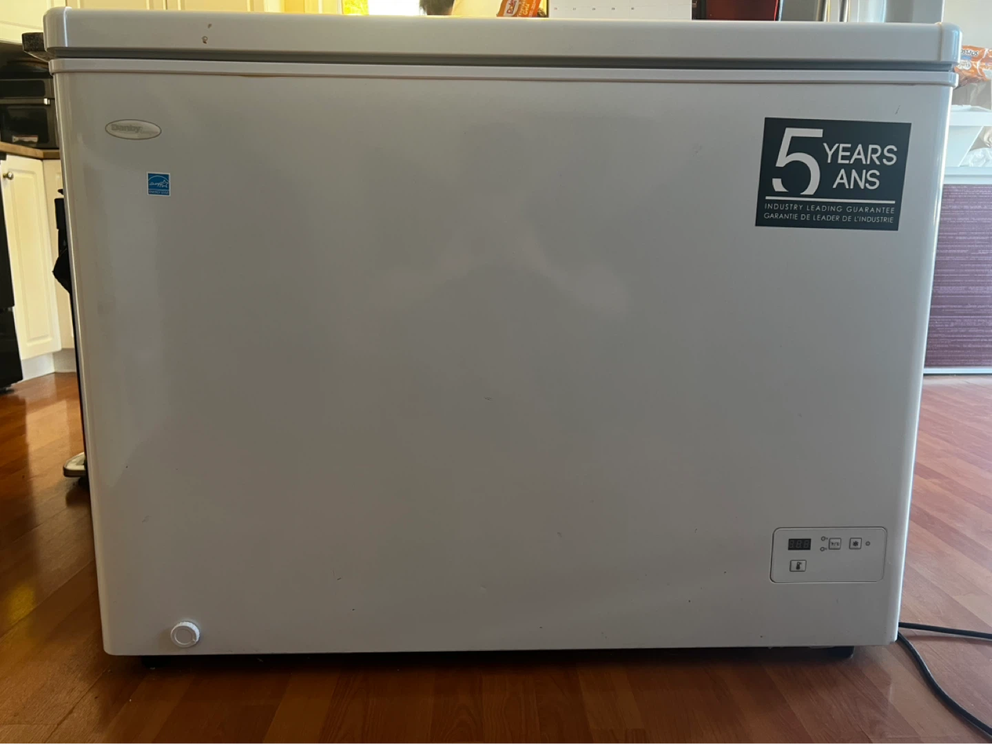 Danby Chest Freezer DCF071A5WDD - photo 3