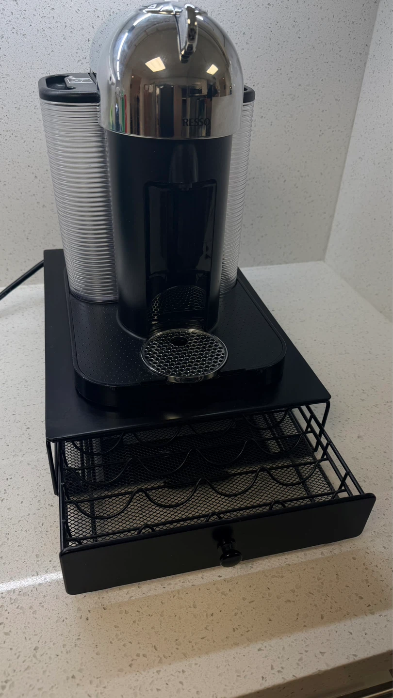 Nespresso VertuoPlus Coffee Machine with Aeroccino Milk Frother - photo 3