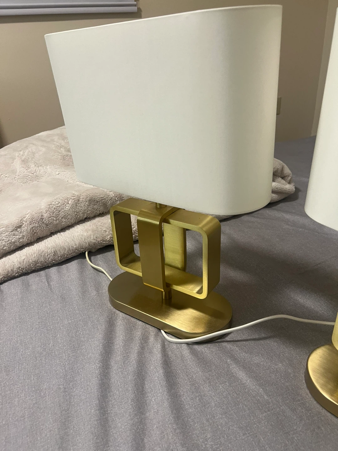 Set of 2 Gold Modern Table Lamps - photo 4