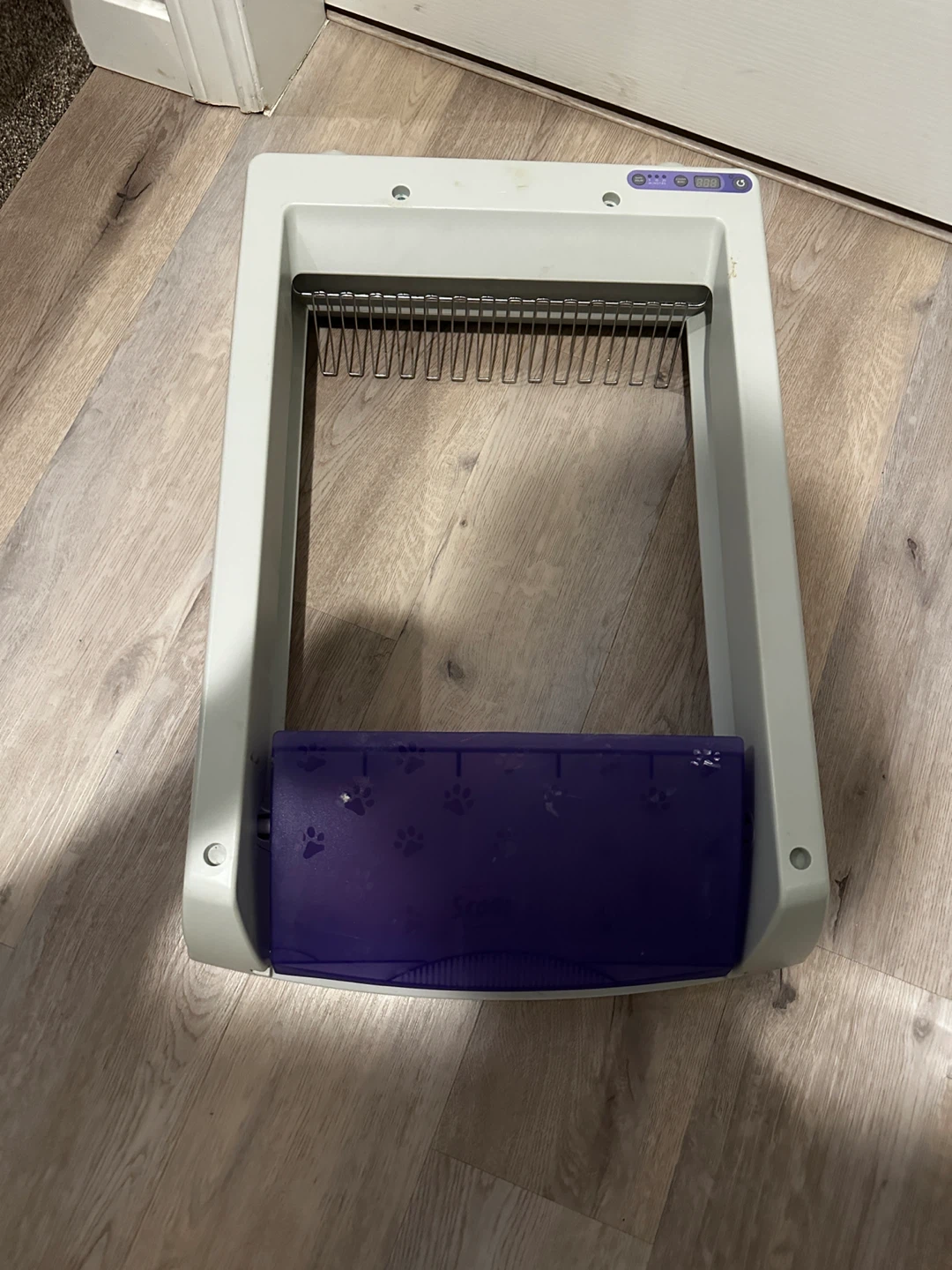 ScoopFree Automatic Self-Cleaning Litter Box