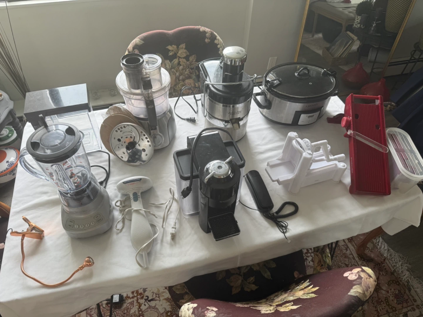 Kitchen Appliances: Nespresso, Juicer, Blender, etc