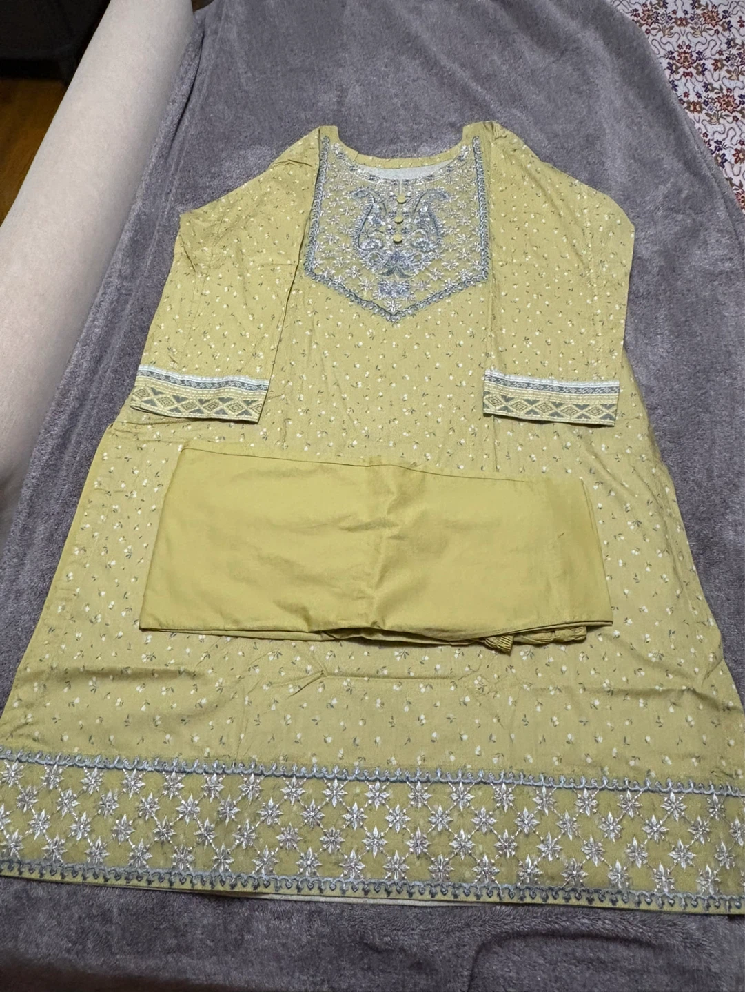 Women's Embroidered Kurti with Pants - Olive Green