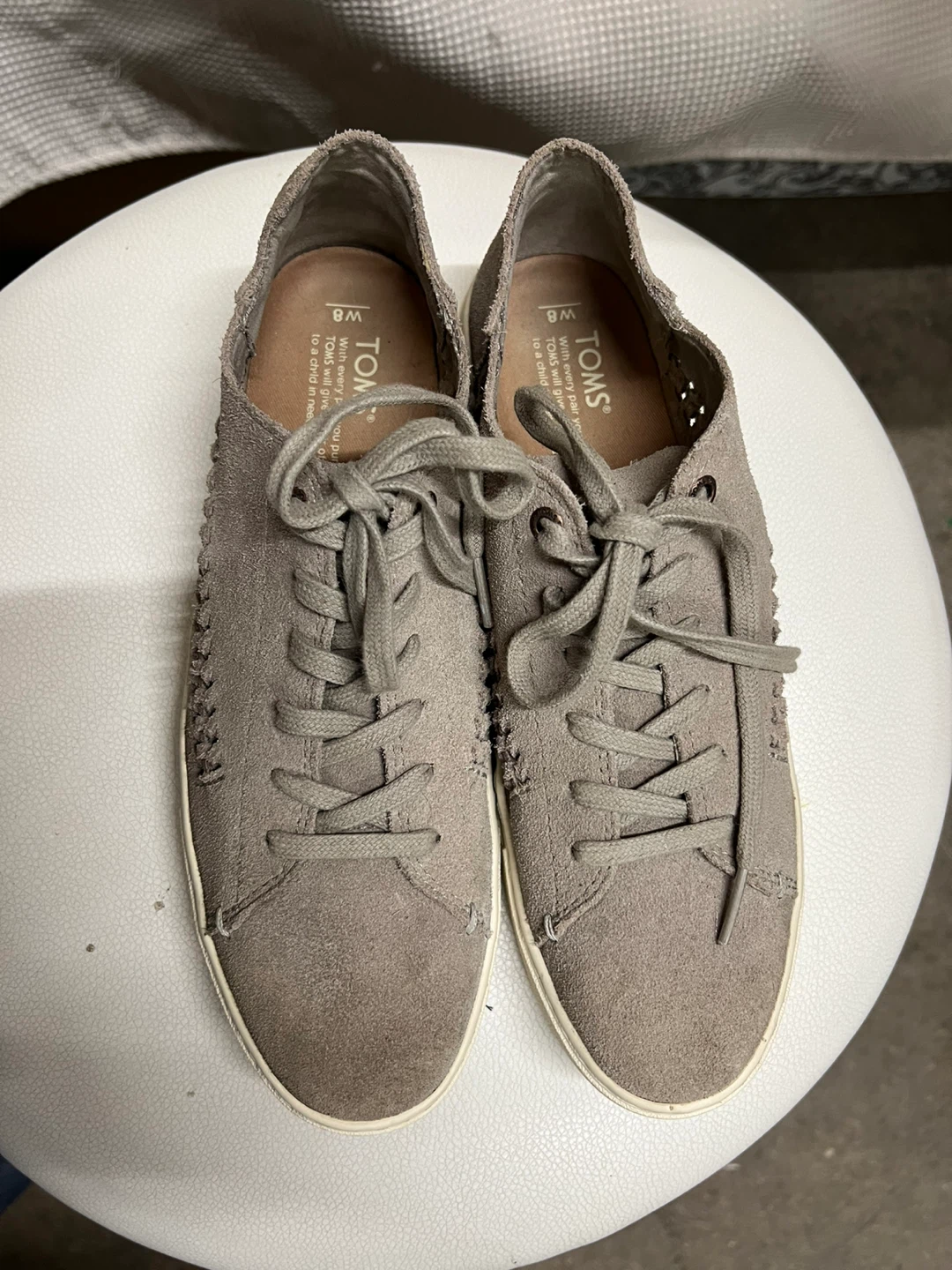 TOMS Women's Grey Suede Sneakers Size 8 - photo 2