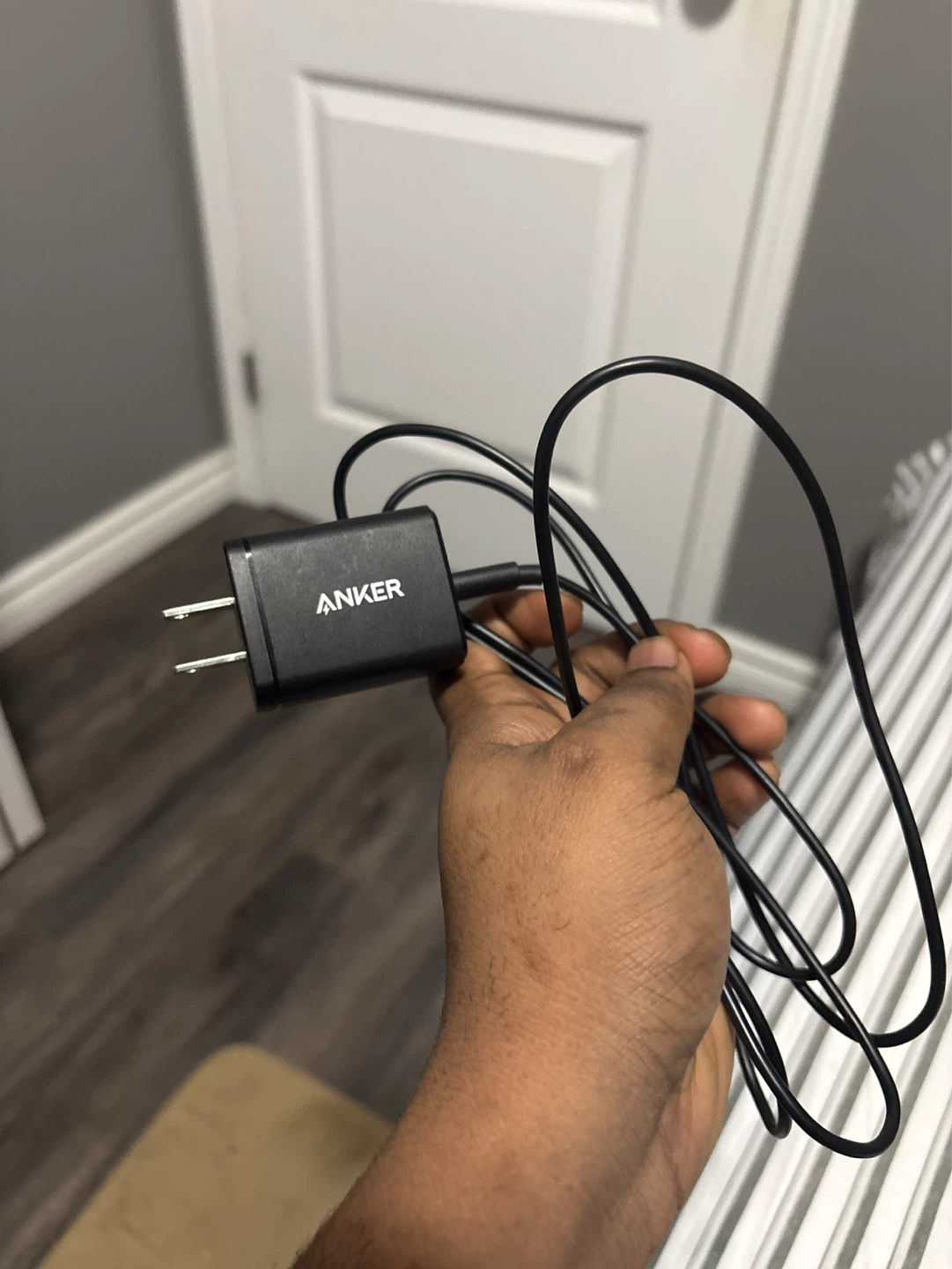 Anker 3-in-1 Wireless Charging Station Dock - photo 3