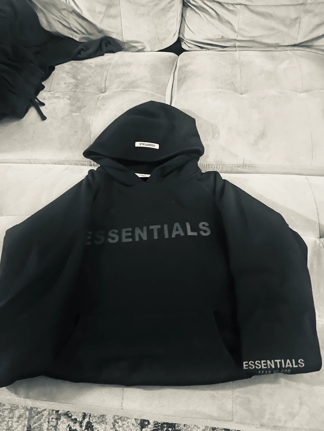 ESSENTIALS Fear of God Hoodie Size L