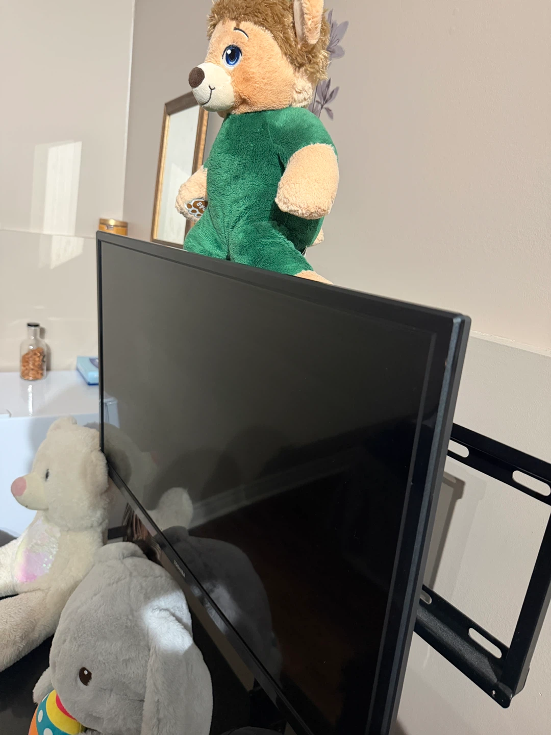 Toshiba Flat Screen TV - photo 2