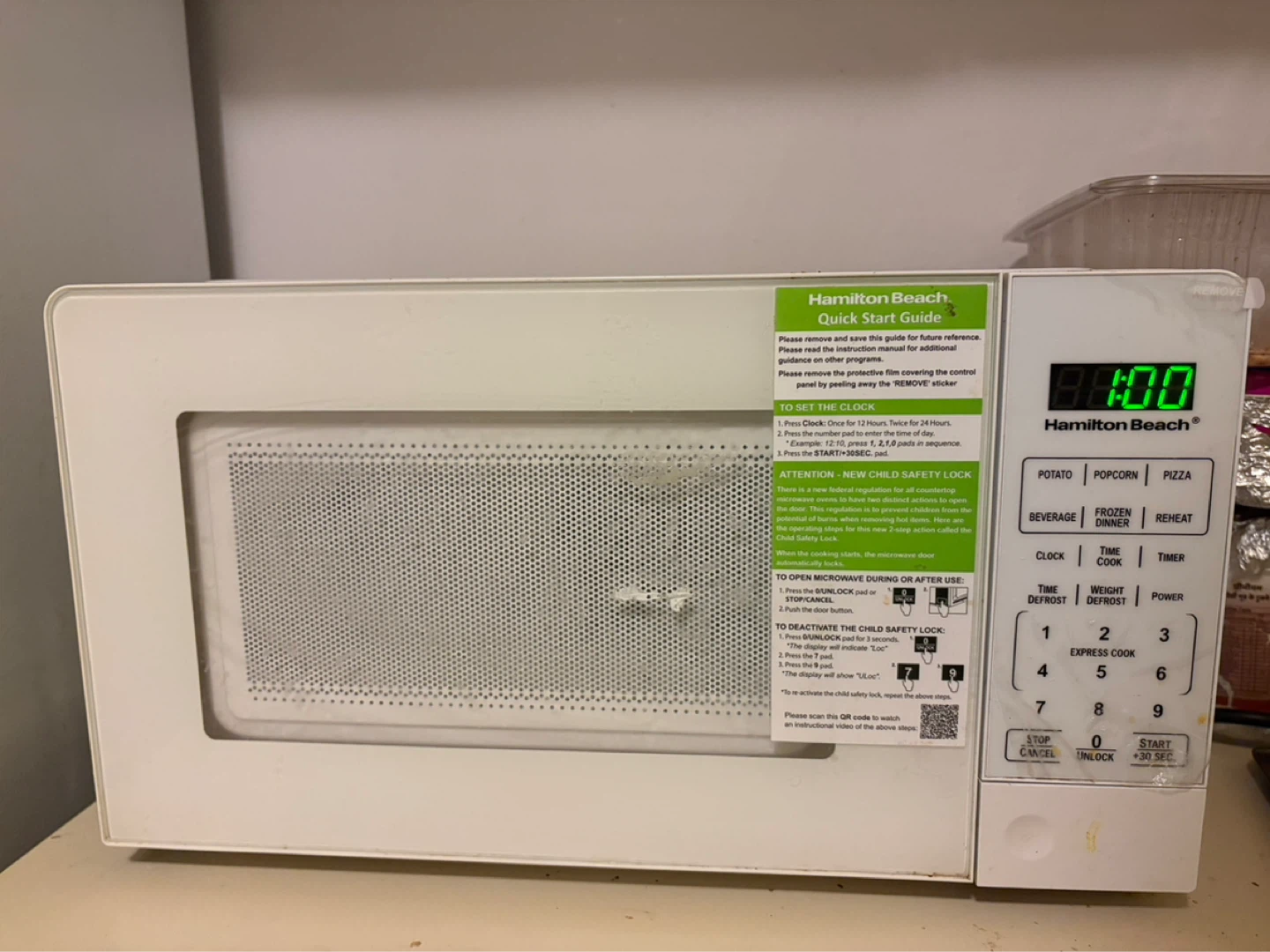 Hamilton Beach 0.7 cu. ft. Microwave Oven - White