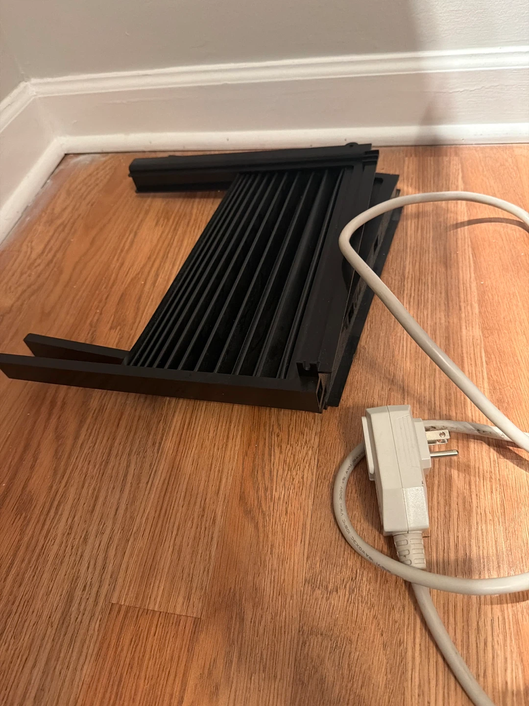 Midea Window Air Conditioner - photo 5