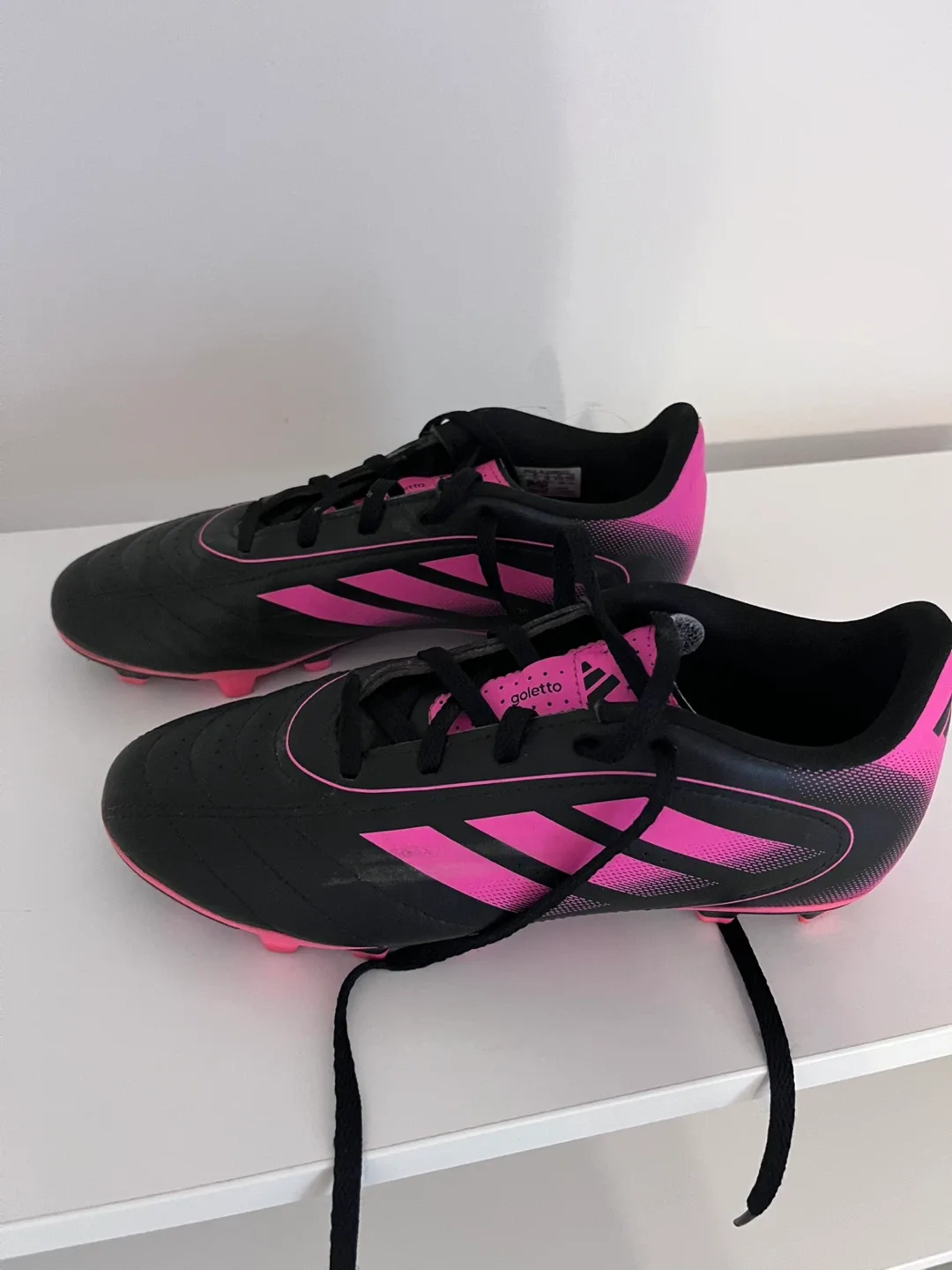 Adidas Soccer Cleats Youth Size 4