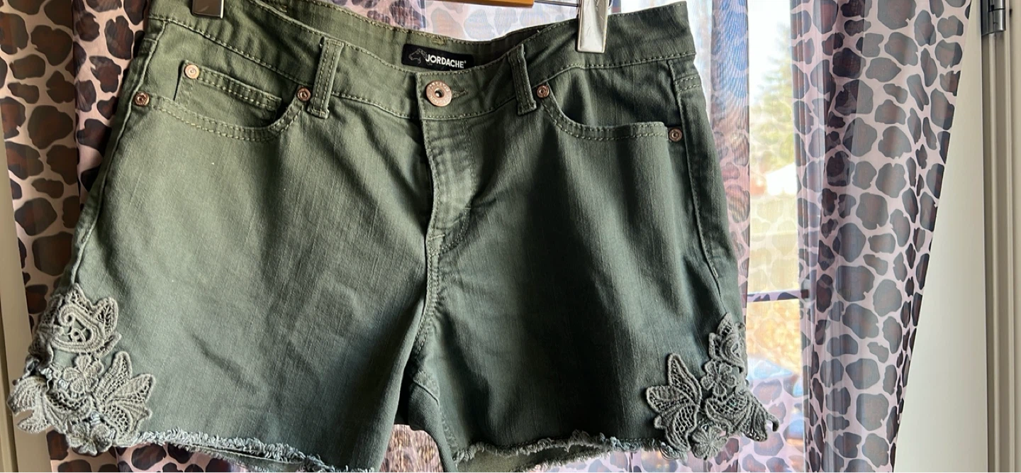Jordache Green Lace Trim Denim Shorts Size 5