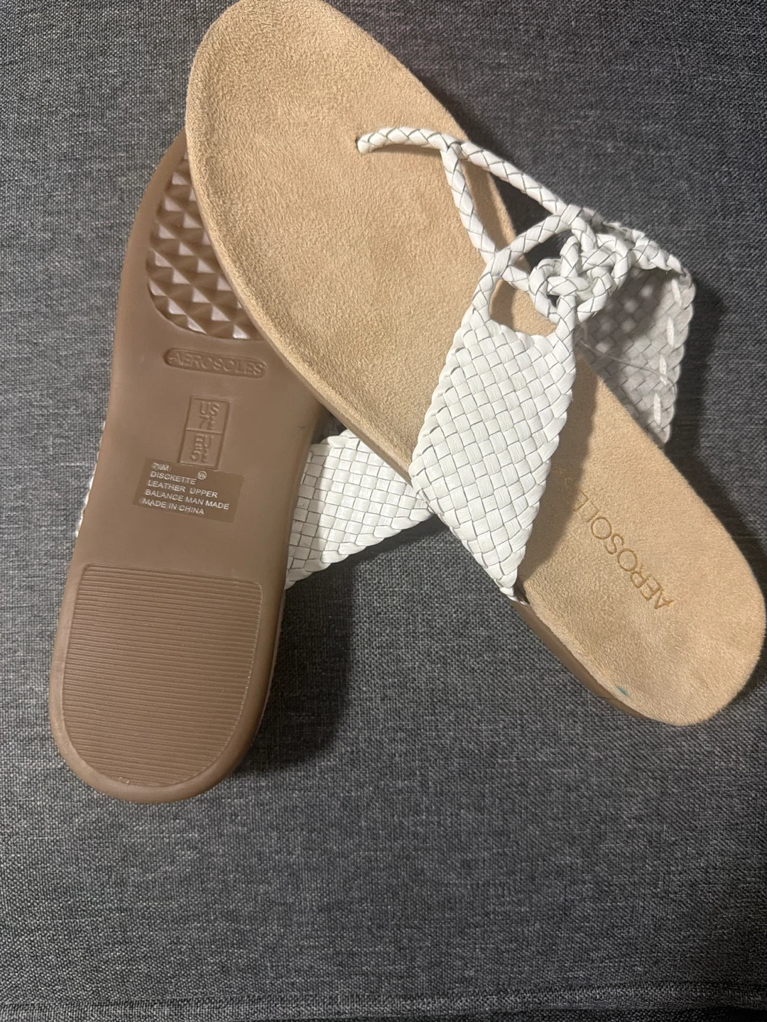 Aerosoles White Woven Thong Sandals Size 7M - photo 3