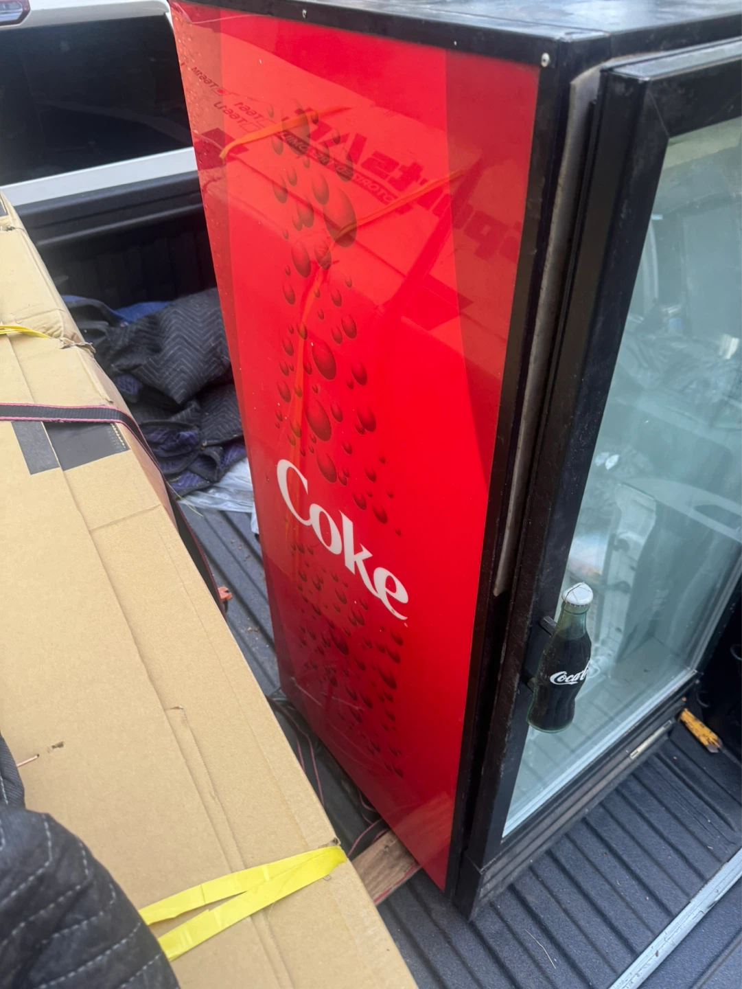 Coca-Cola Beverage Refrigerator Display Cooler - photo 3