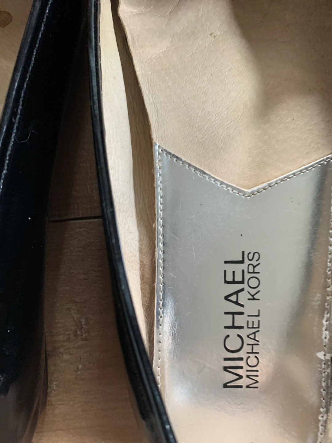 Michael Kors Black Patent Leather Loafers - photo 5