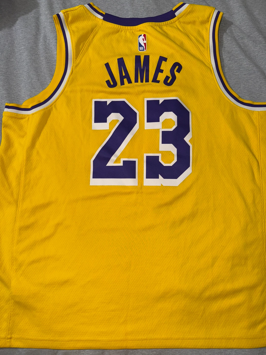 Nike Los Angeles Lakers LeBron James #23 Swingman Jersey Size 52 - photo 5