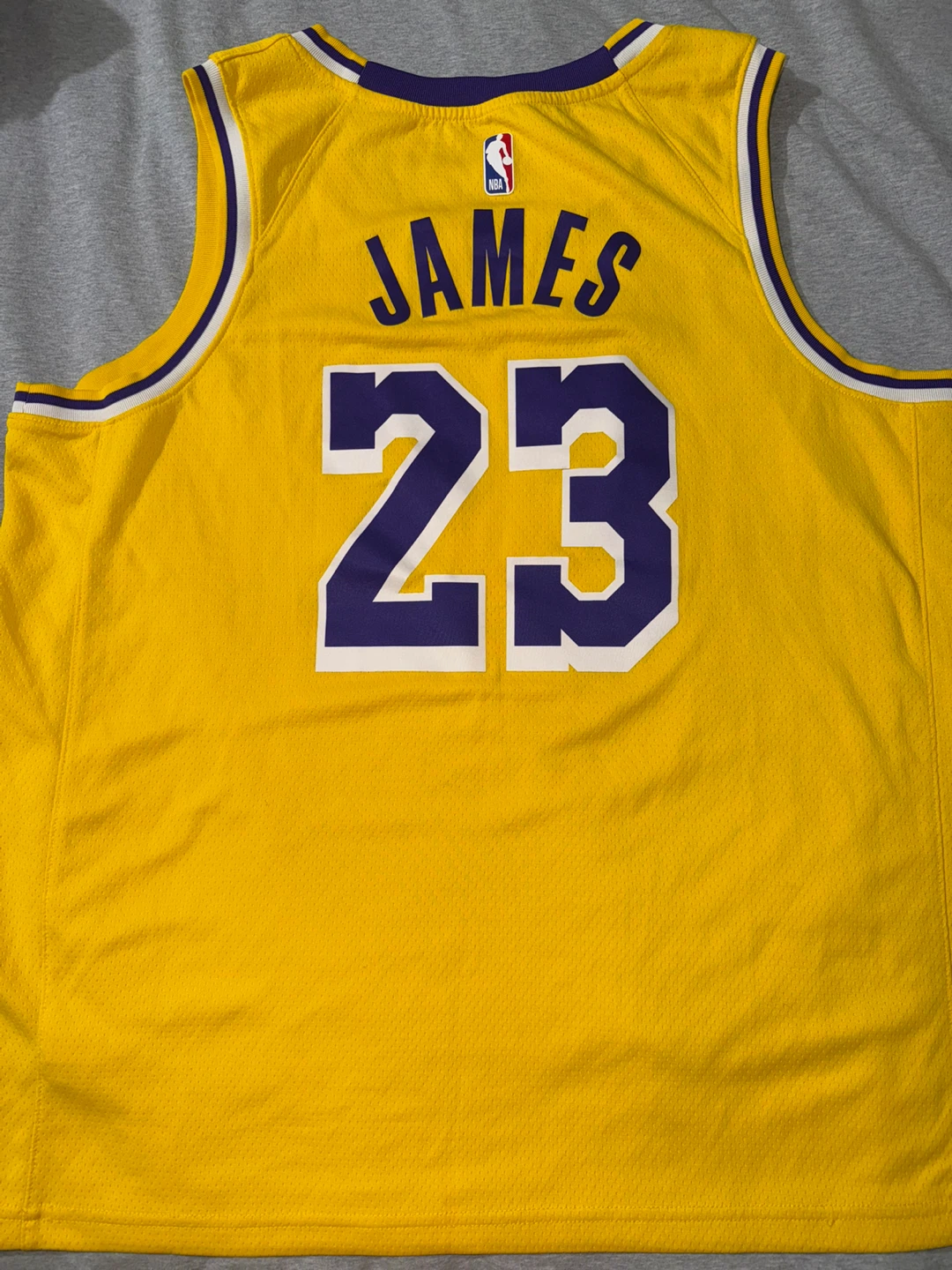 Nike Los Angeles Lakers LeBron James #23 Swingman Jersey Size 52 - photo 4
