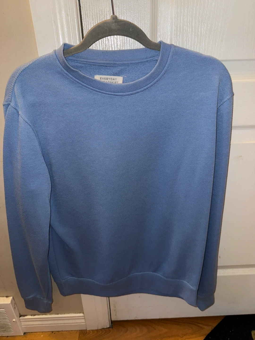 Urban Heritage Everyday Crewneck Sweatshirt Size S/P Blue