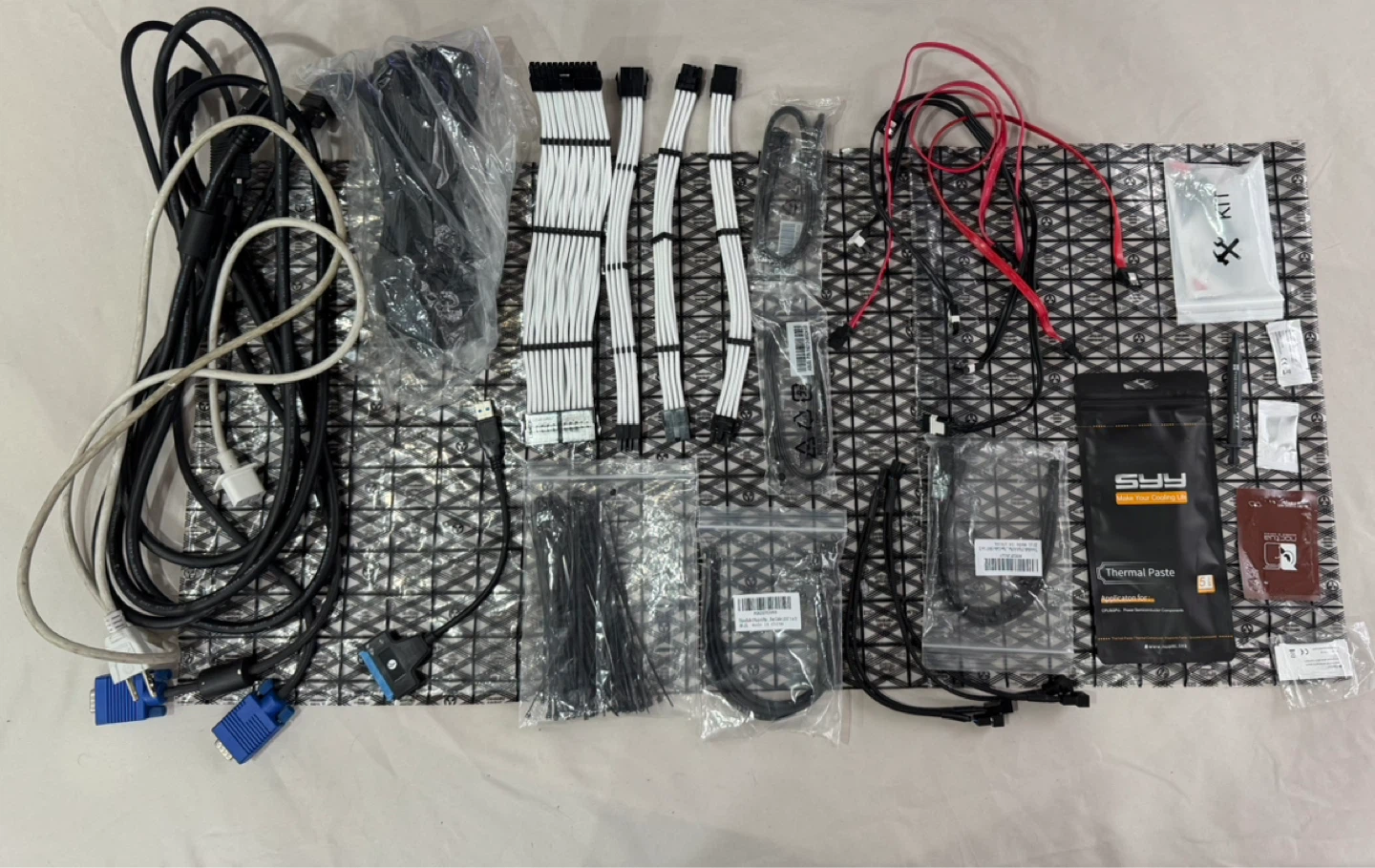 Accessories Kit | SATA, PSU, Thermal Paste & More