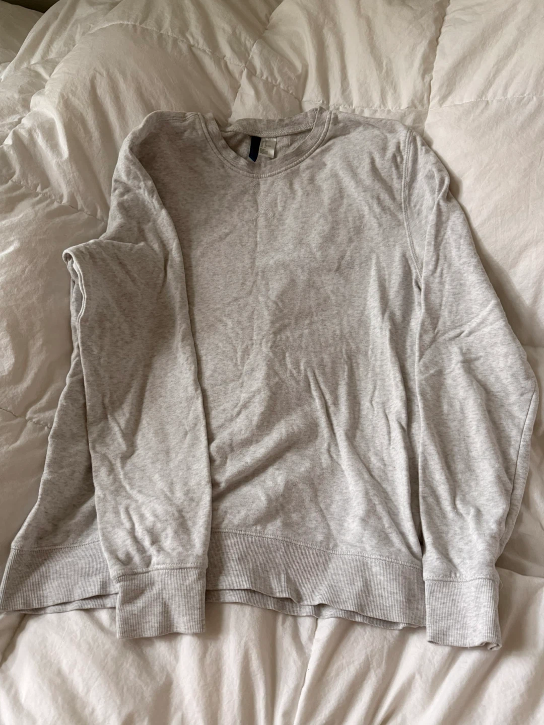 Women’s Winter/White Tops $10 each | $45 for 5 | $90 for 10 | - photo 5