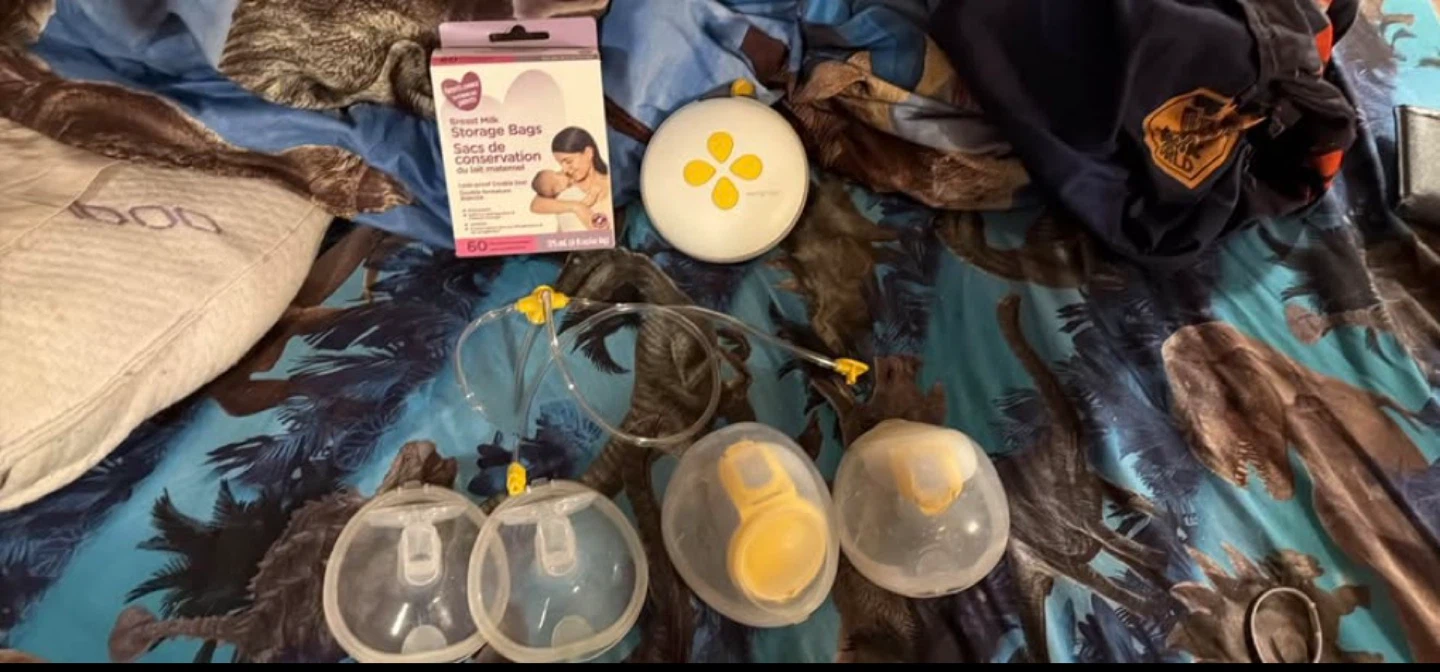 Medela Breast Milk Storage Bags & Pump Parts