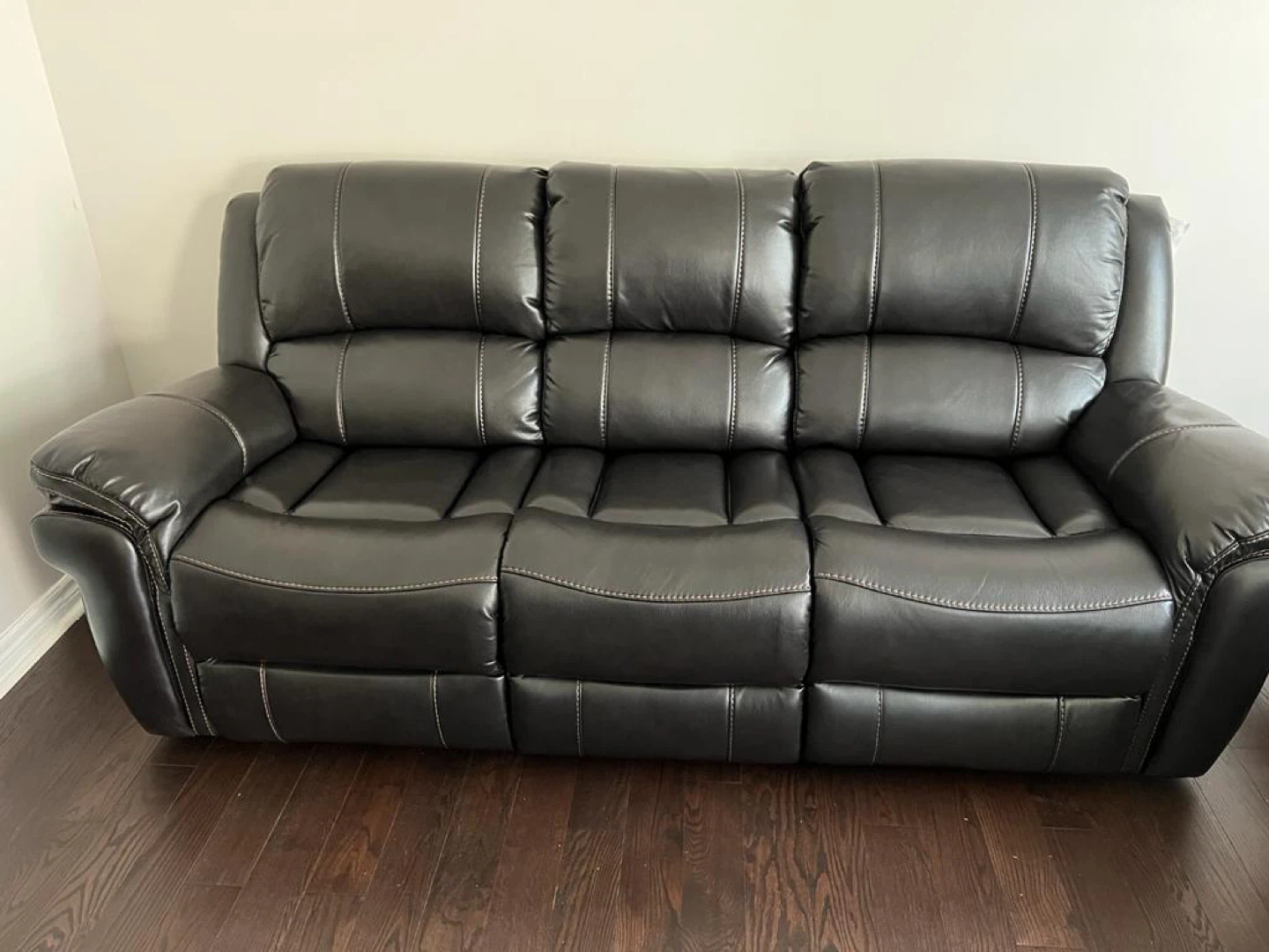 Black Leather Recliner Sofa with Cup Holders - photo 2