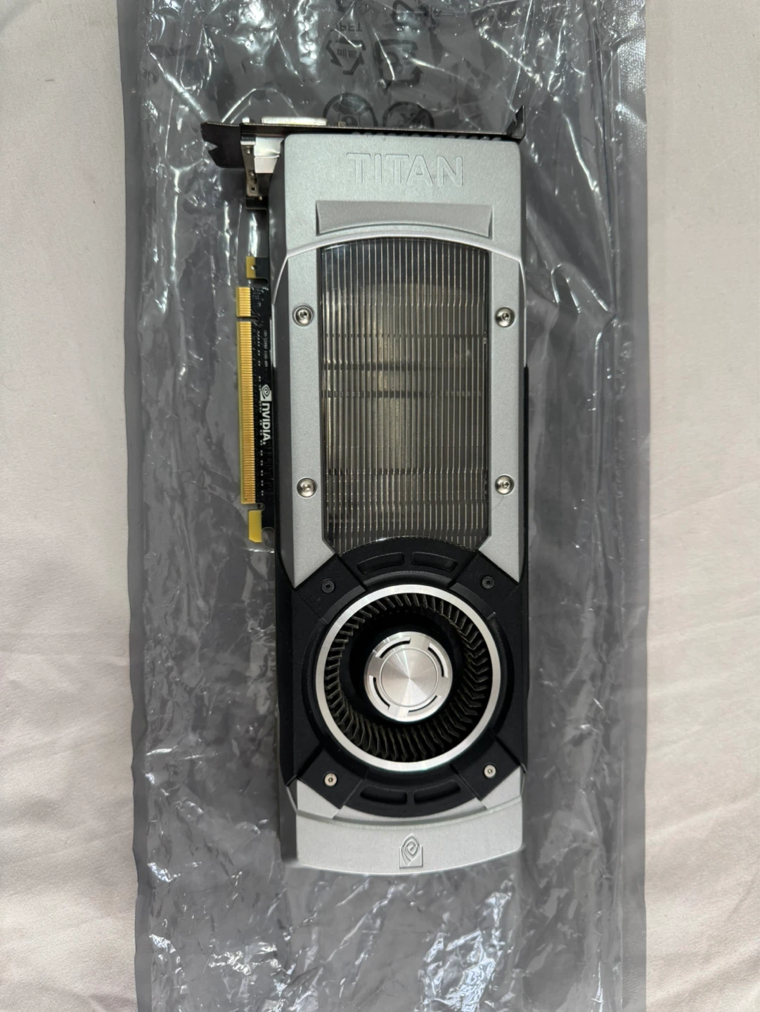 GTX Titan 6GB – Classic Beast GPU | Retro Power Card - photo 2