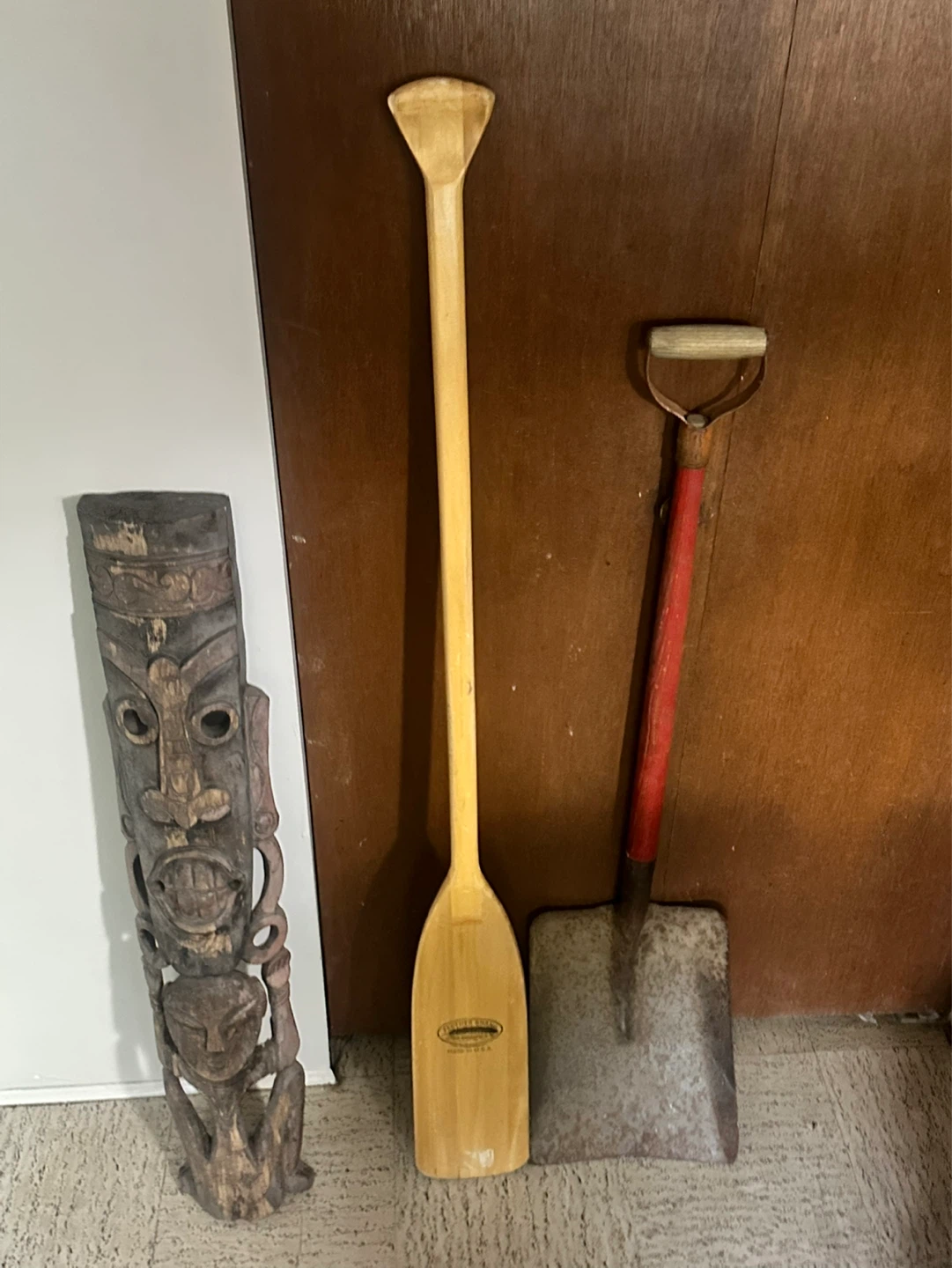 Ore , shovel , tiki carving - photo 4