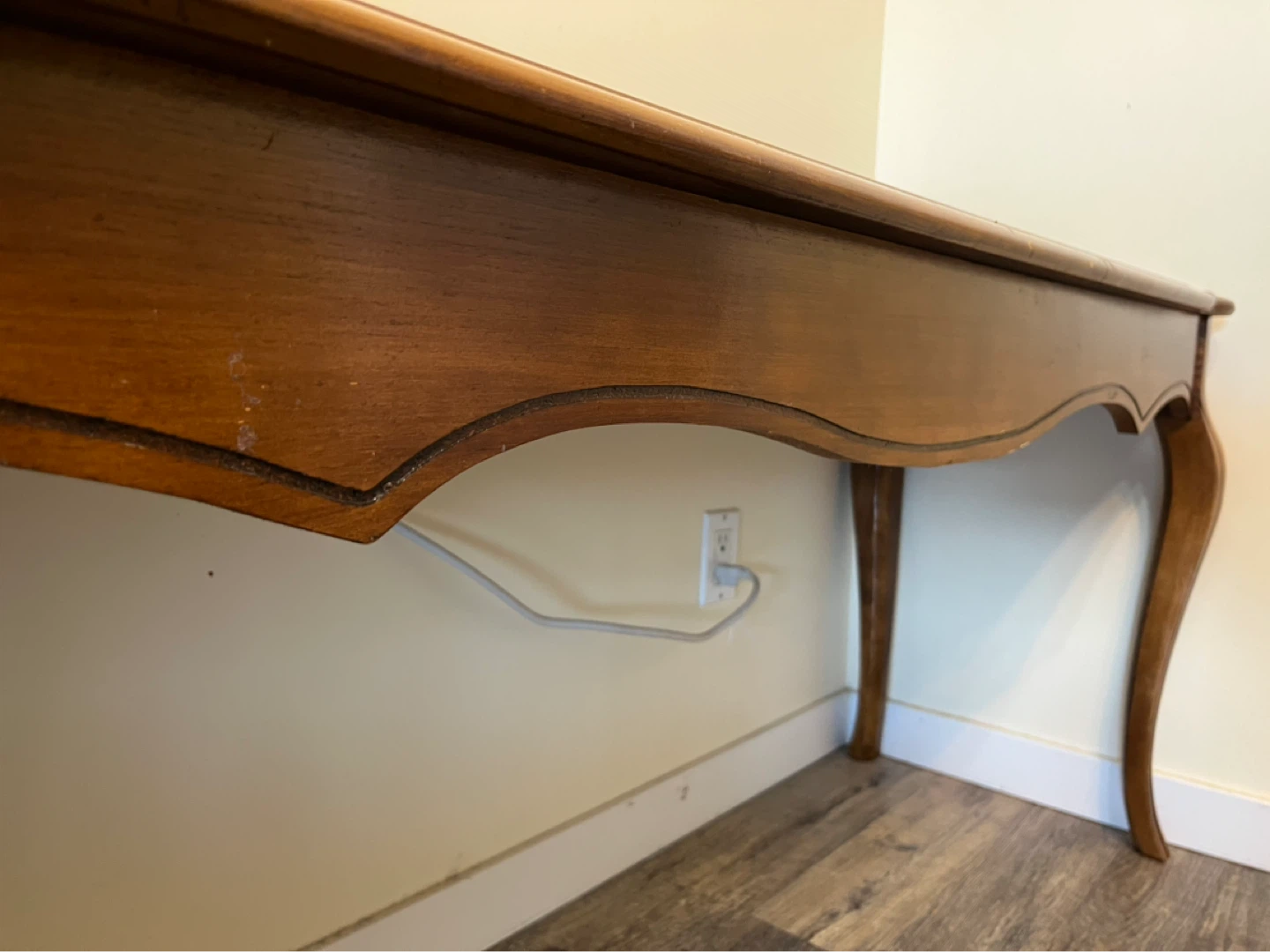 Wooden Console Table with Cabriole Legs - photo 3