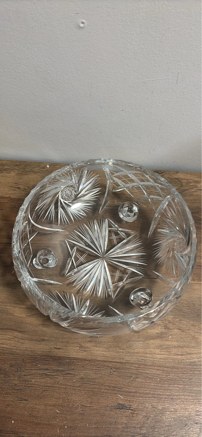 Cut Crystal Glass Bowl with Feet - photo 2