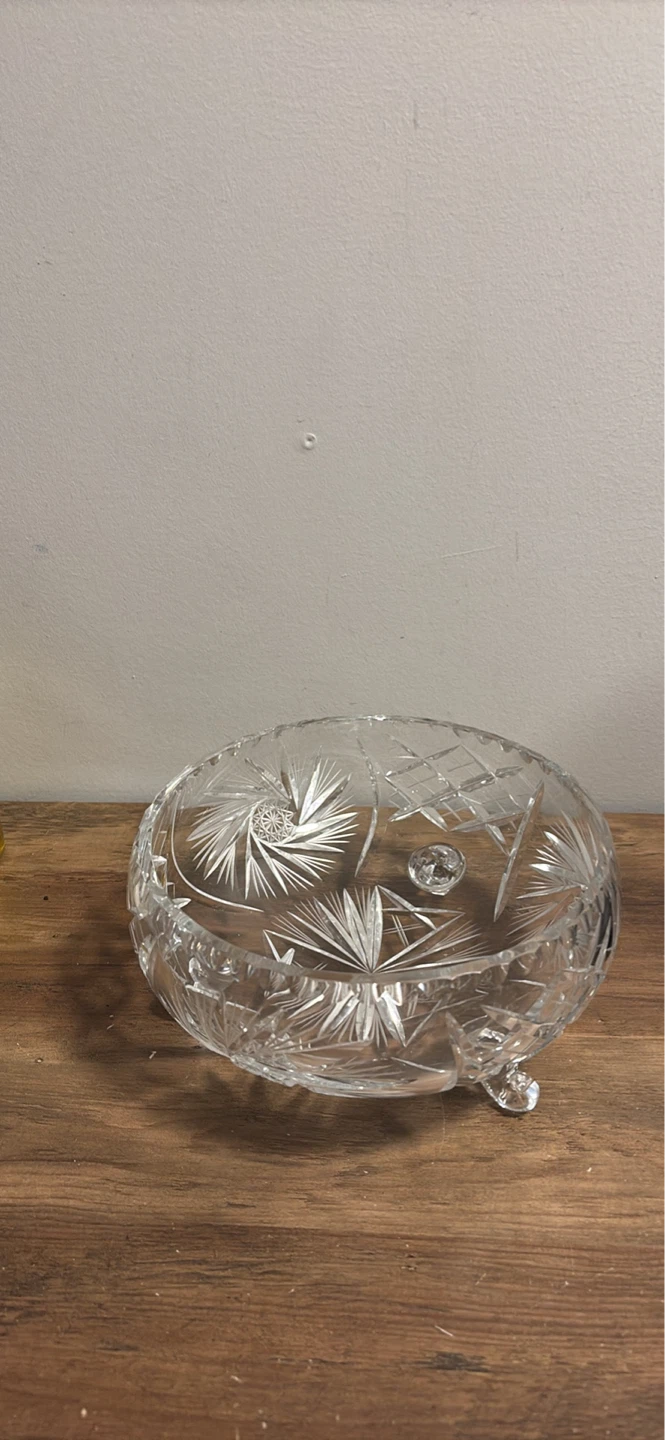 Cut Crystal Glass Bowl with Feet - photo 3