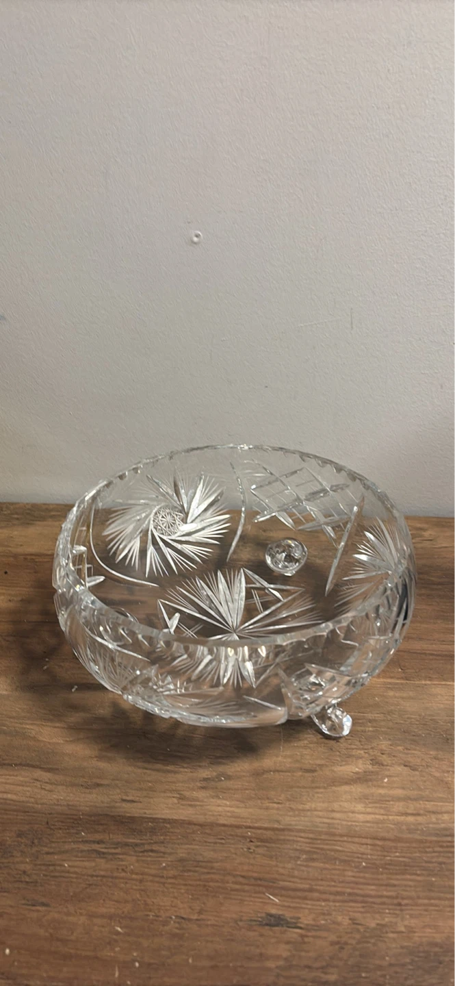 Cut Crystal Glass Bowl with Feet - photo 4