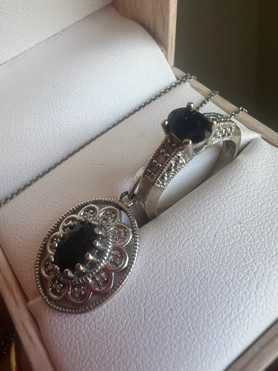 925 silver and sapphire  Necklace with Ring - photo 3