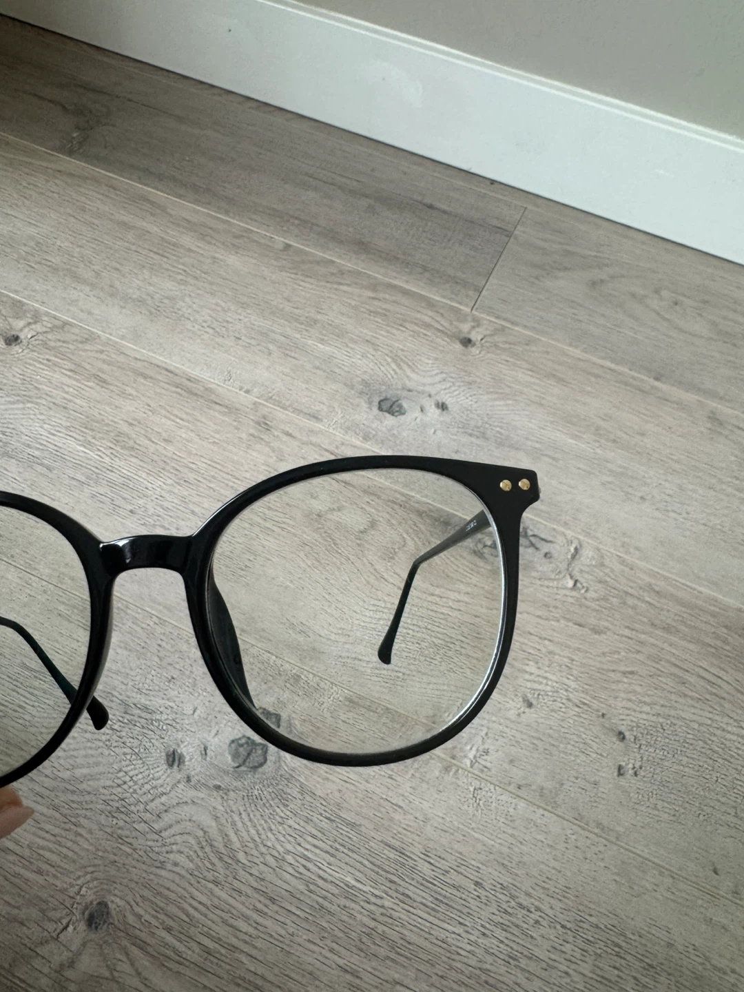 Used black frames eye glasses with prescription - photo 4