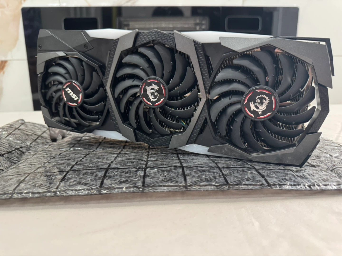MSI RTX 2080 Ti Gaming X Trio 11GB | 3-Fan Beast GPU