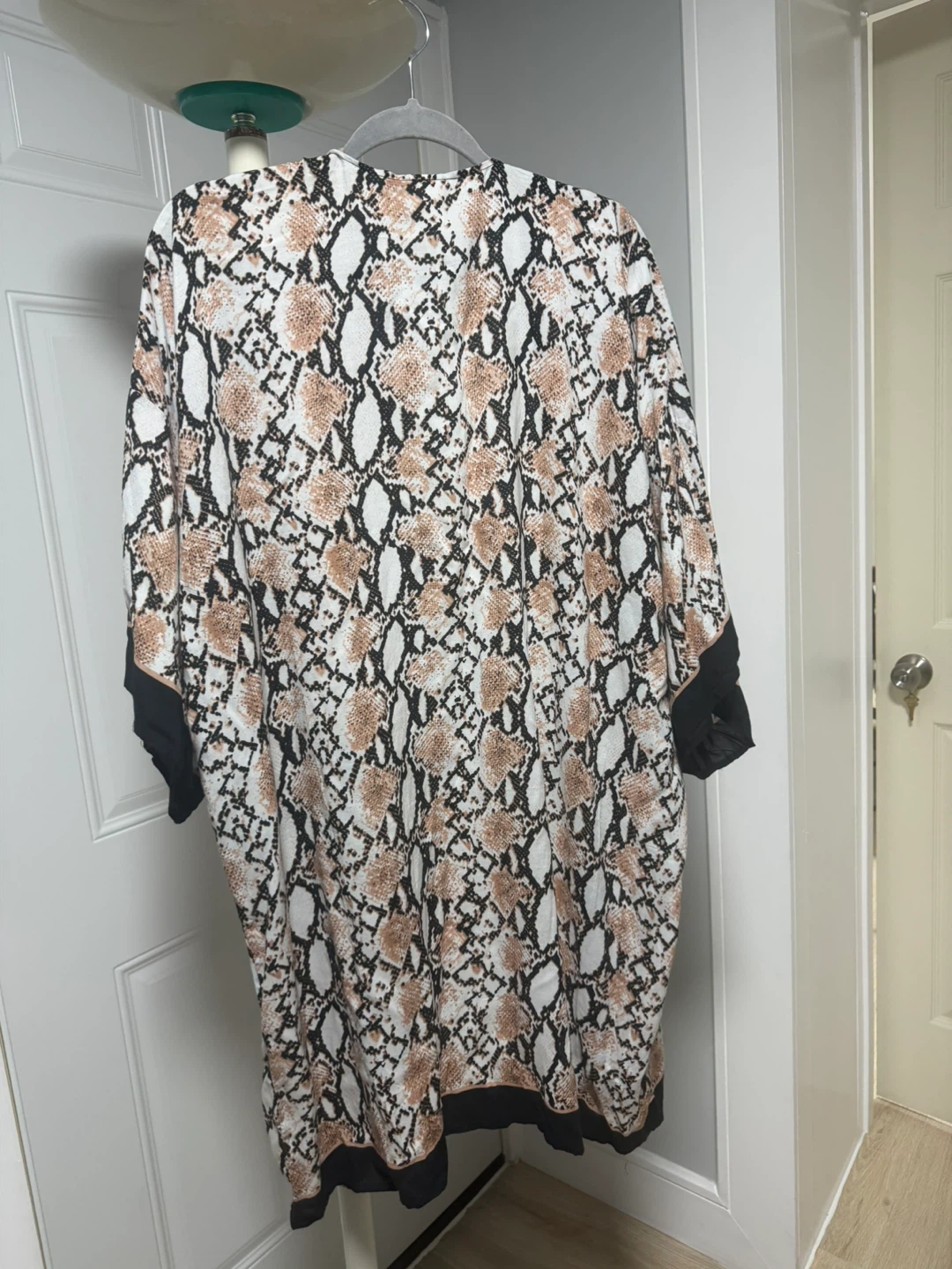 Women's Kimono Cardigan - Snakeskin Print - L-XL - photo 2