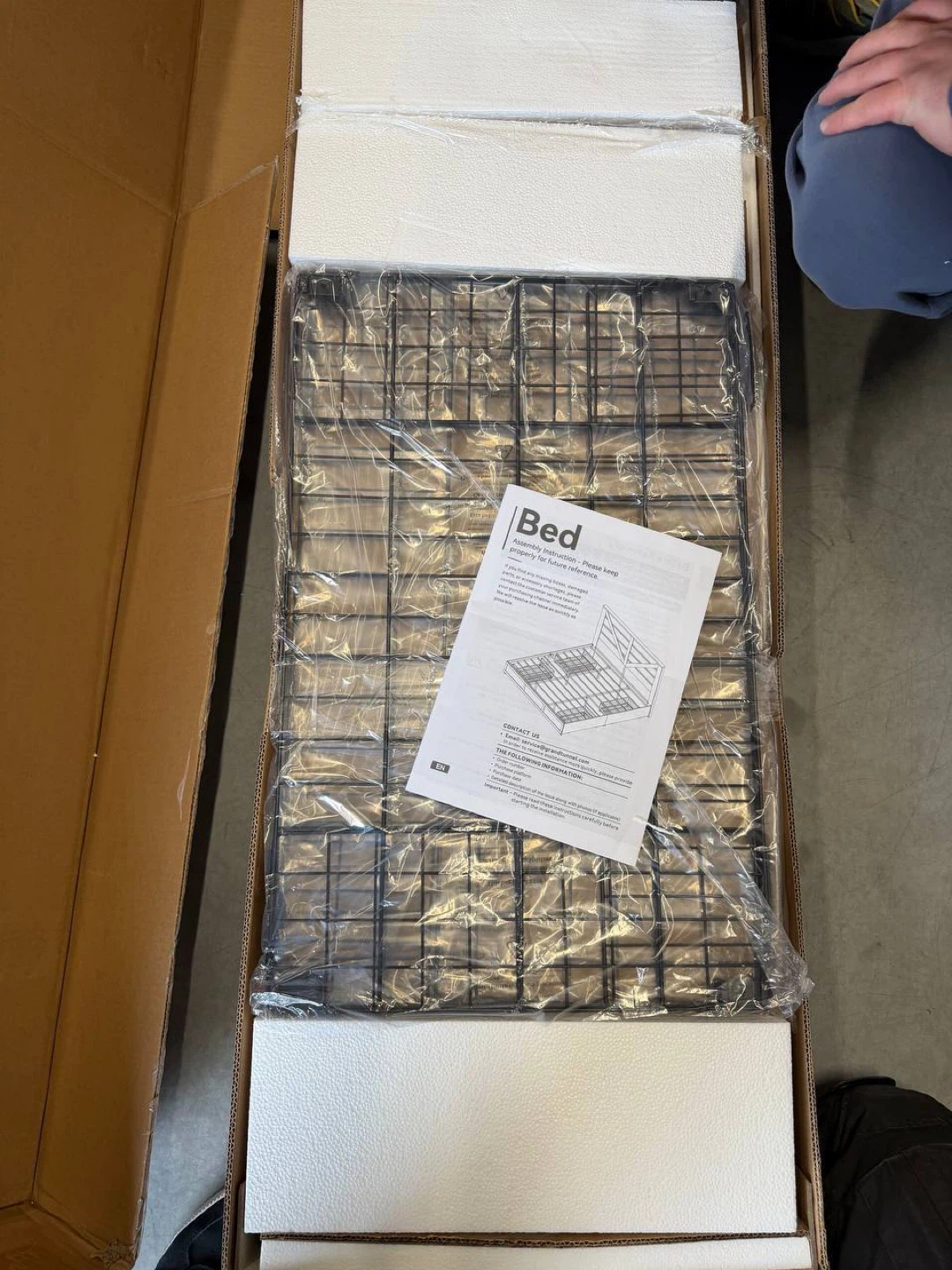 Farmhouse King Size Bed Frame with 4 Drawers - photo 5