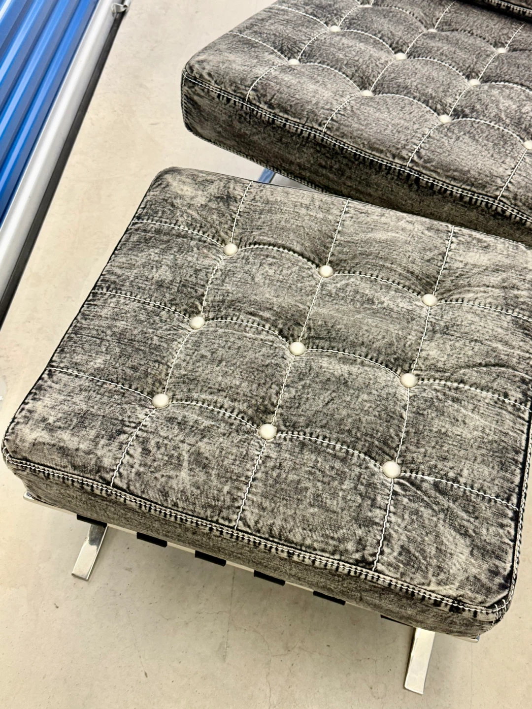 Modern Lounge ArmChair Ottoman Jeans - photo 5